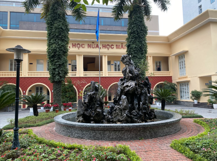 越南大學3.png