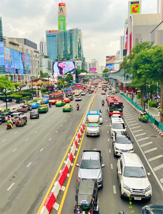 泰國街道1.png