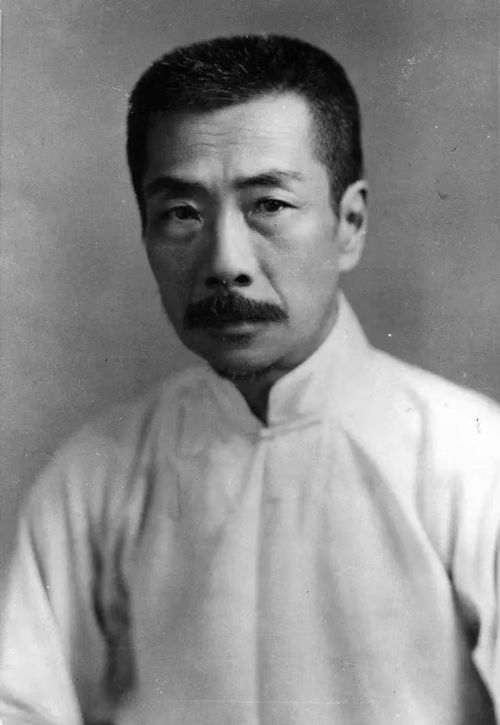 魯迅原名冰心,魯迅、冰心、老舍、落華生、巴金的原名和作品分別是什么